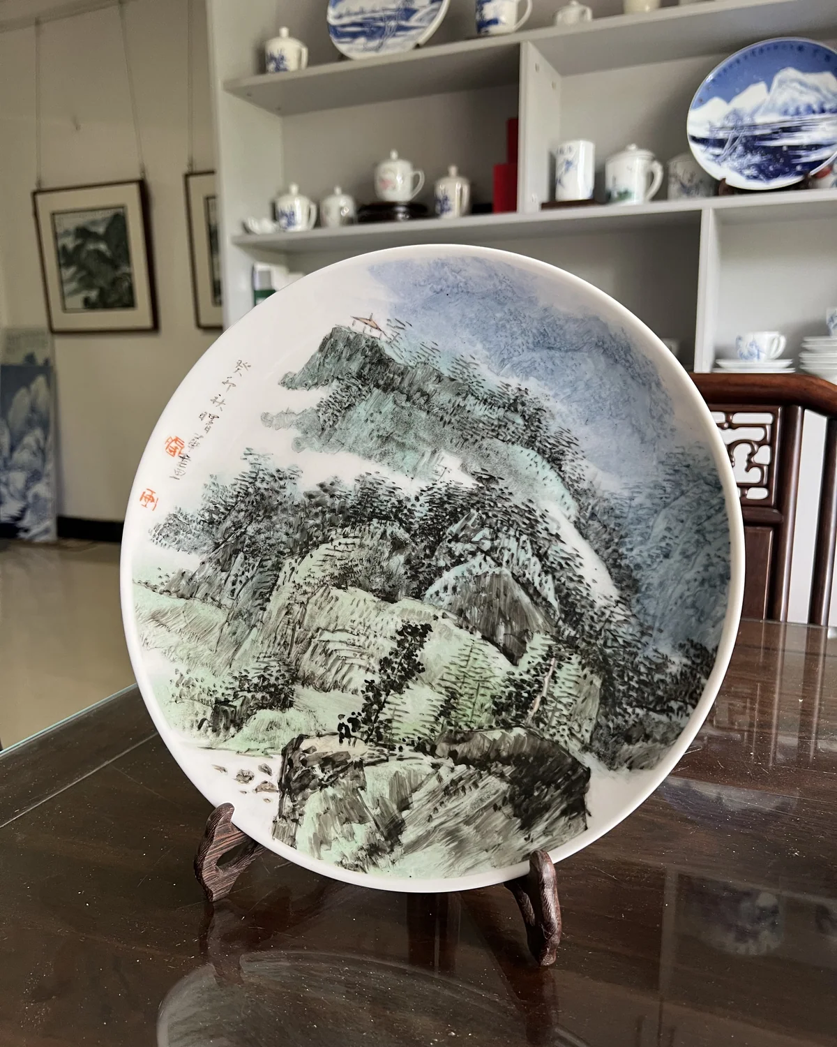 Porcelain painting Landscape plate