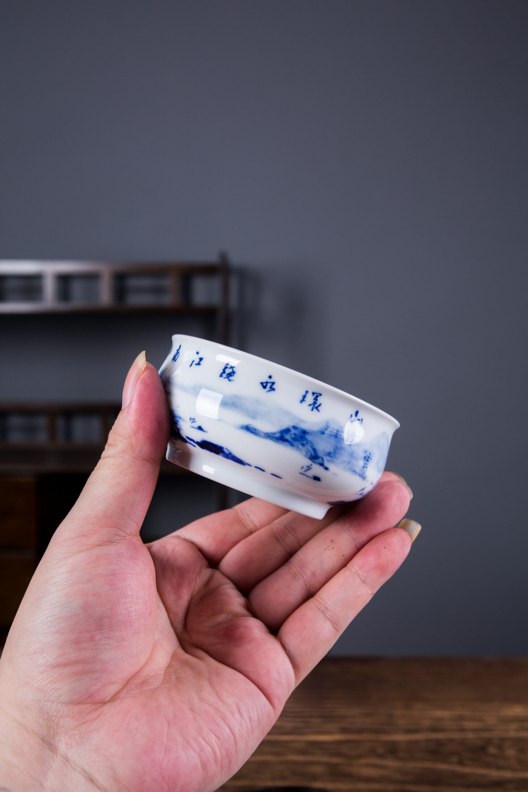Hand-painted Blue and White Jiangnan Landscape Meditation Master Teacup by - Image 8